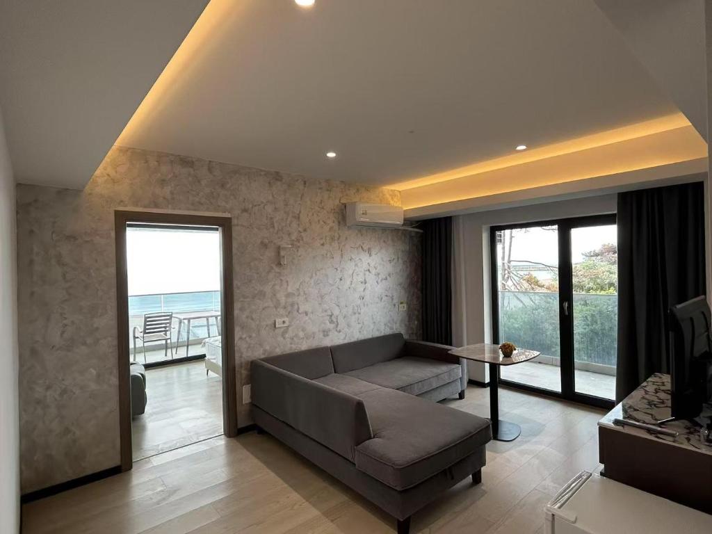 Design curat,